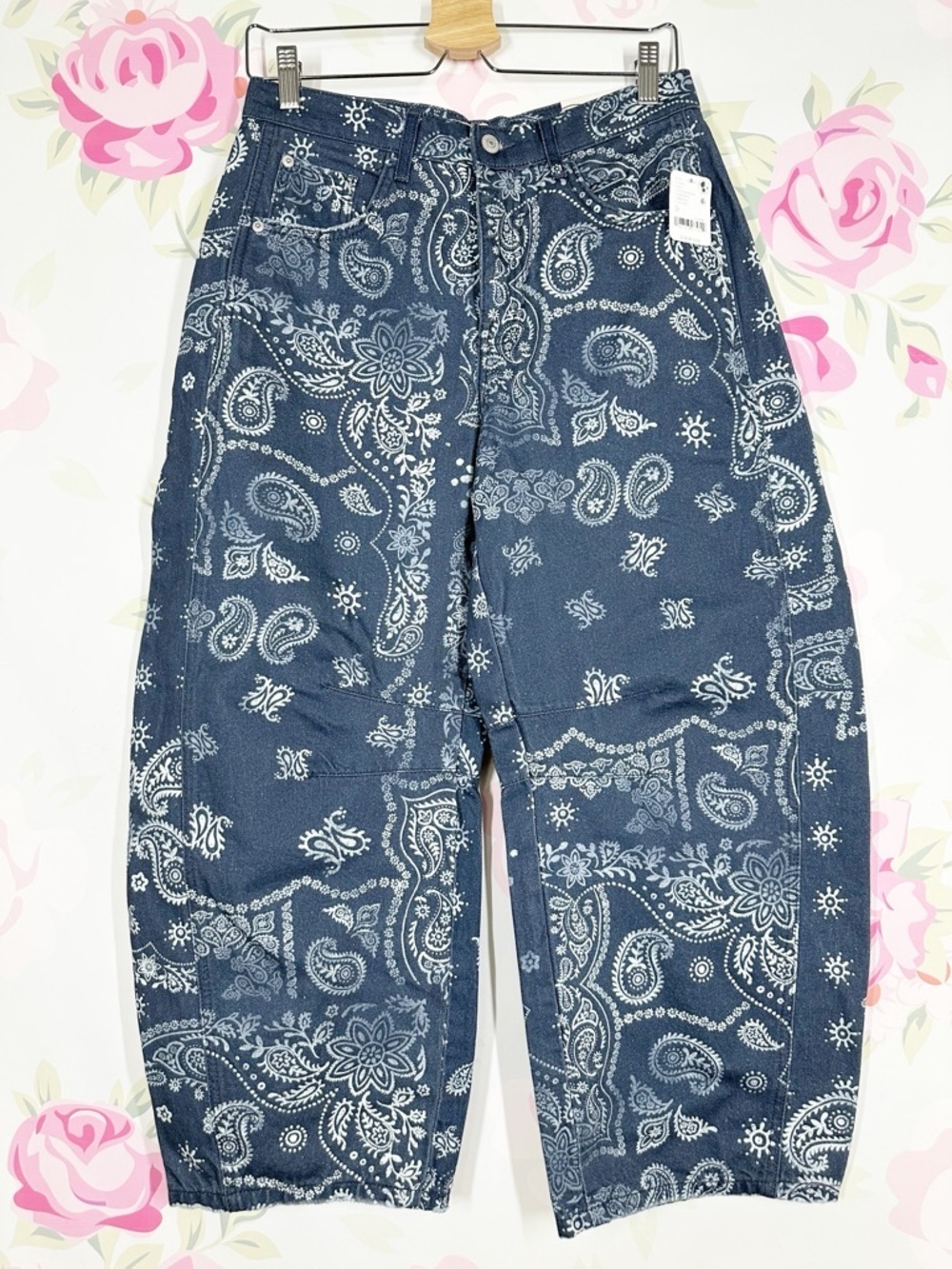 NEW Free People We The Free Good Luck Printed Navy Bandana Barrel Jeans 27